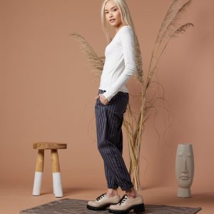 Jill Top - Stone